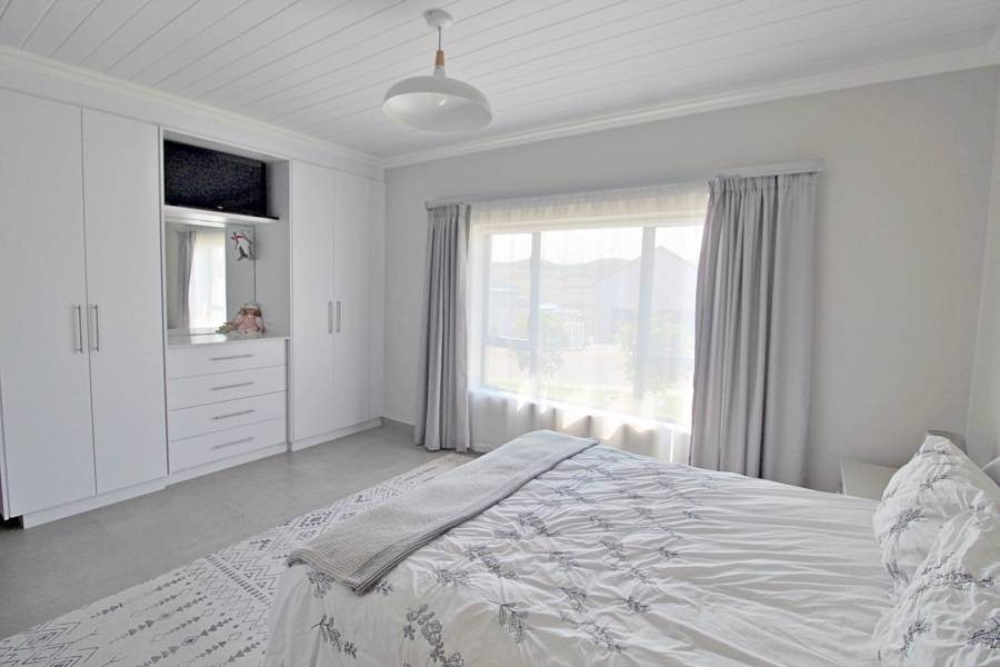 3 Bedroom Property for Sale in Reebok Western Cape